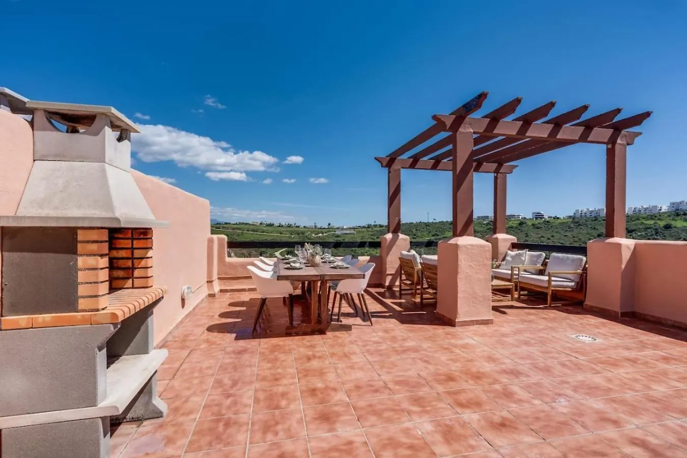 Casares Del Sol - Roof Terrace With Amazing Viewアパートメント