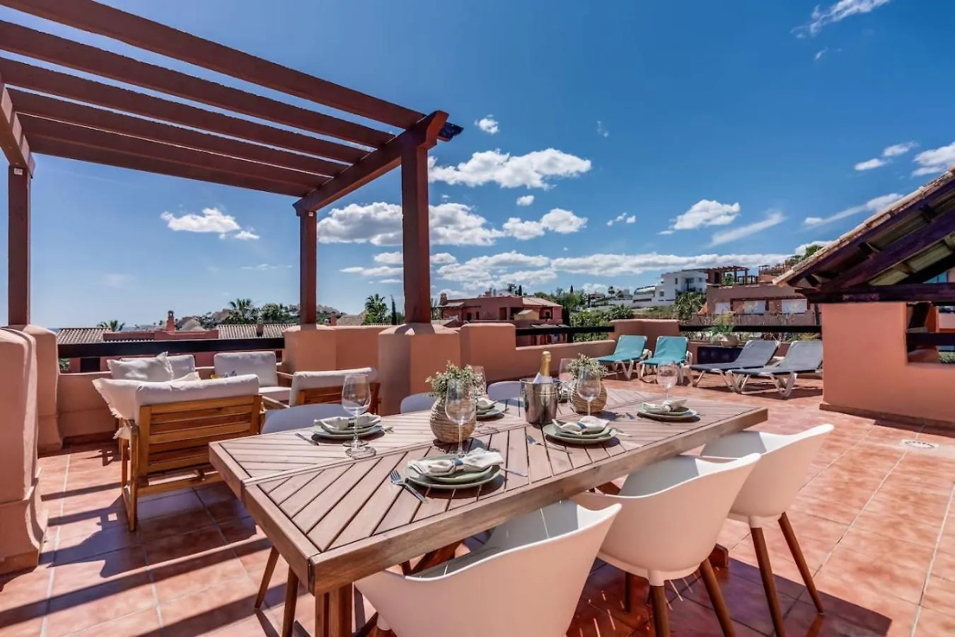 Casares Del Sol - Roof Terrace With Amazing Viewアパートメント