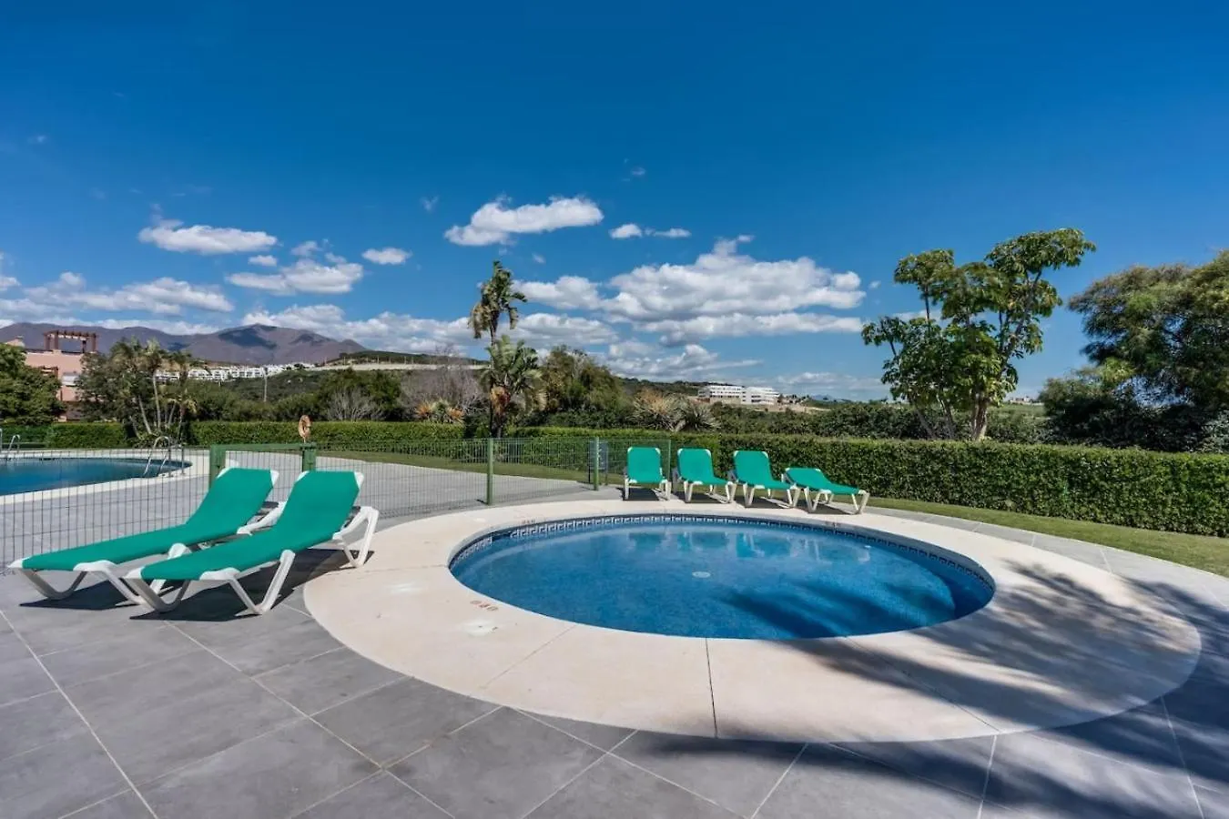 アパート Casares Del Sol - Roof Terrace With Amazing Viewアパートメント スペイン